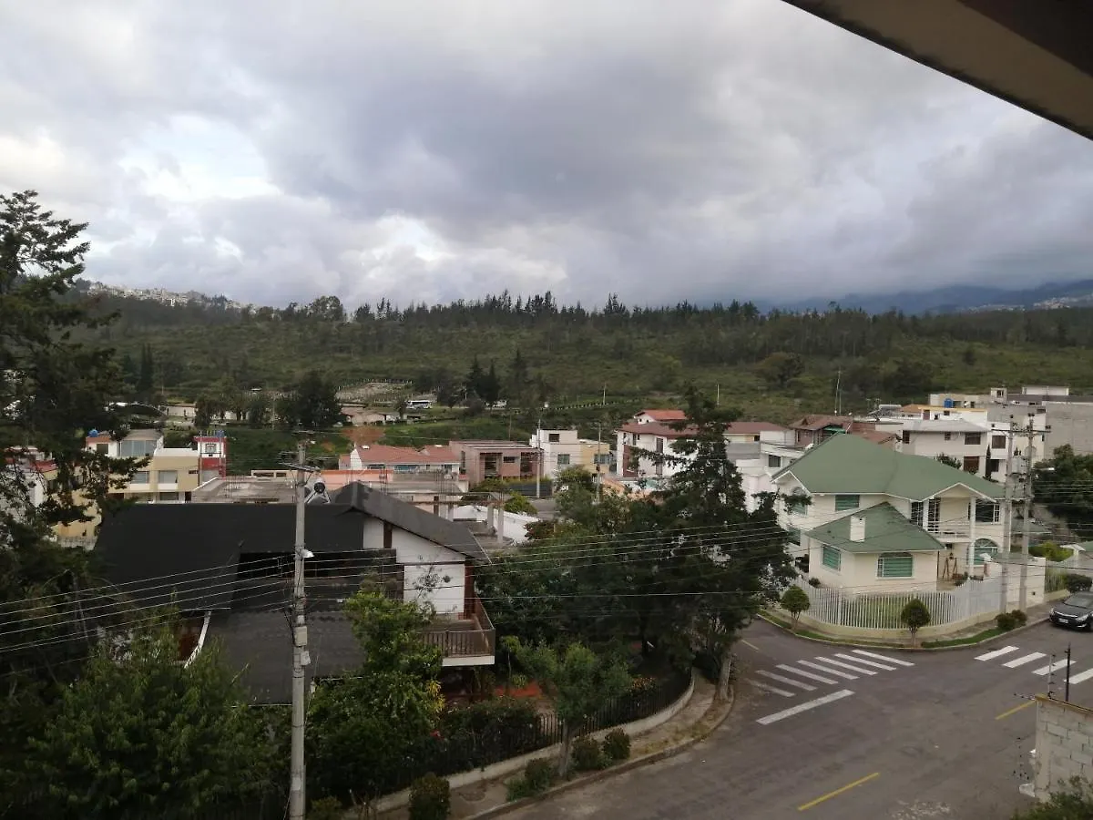 Fakali Homestay Quito Bed and breakfast