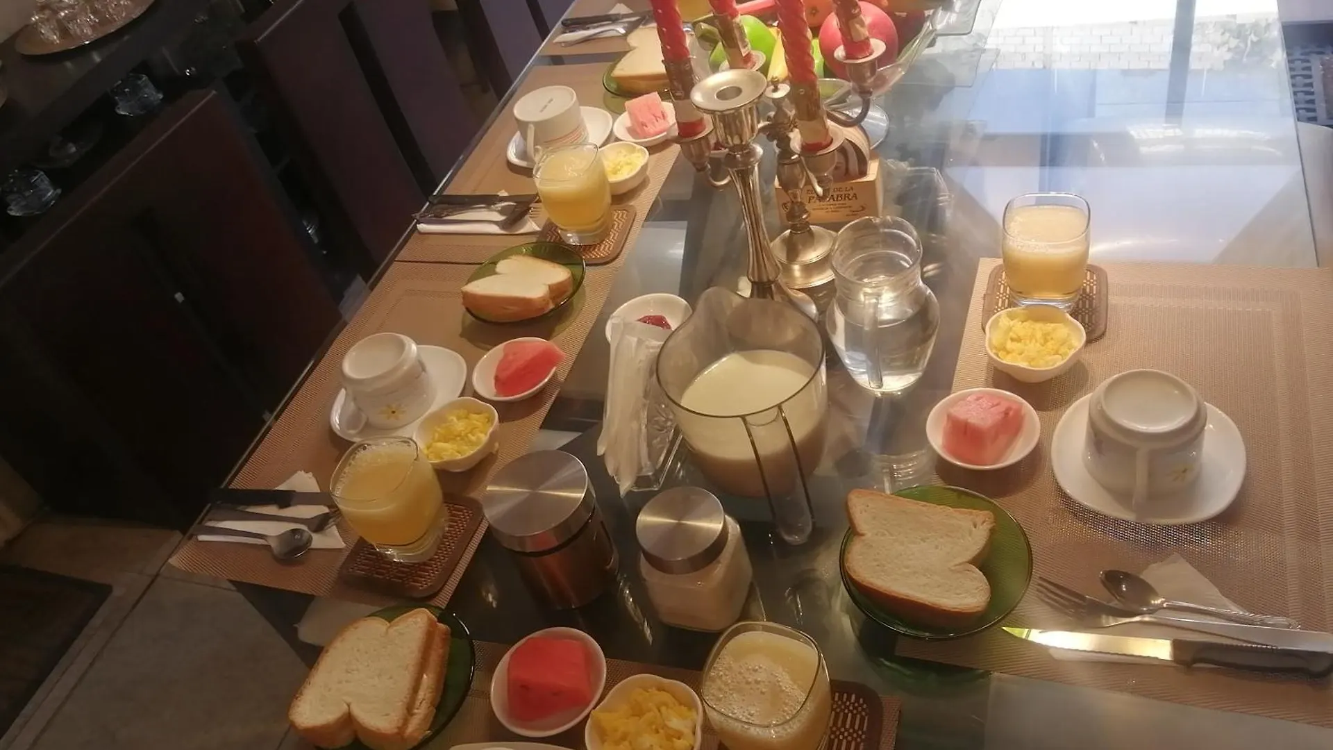 Fakali Homestay Quito Bed and breakfast